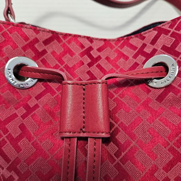 NWT Tommy Hilfiger Logo Rich Red "TH" Monogram Drawstring Bucket Handbag - Picture 3 of 14